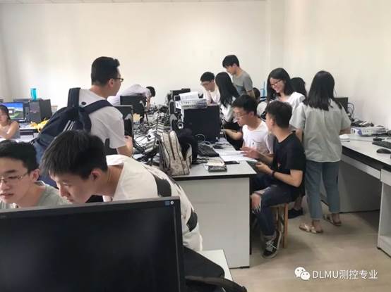 https://mmbiz.qpic.cn/mmbiz_jpg/p0LKHzR5jQazacEEo5MpFuq6cwCnAIibYLeic0meZAMaD0j3acEKicdDicRhTo6VRouF1ts5wgUENrFprovERfWibjw/640?wx_fmt=jpeg